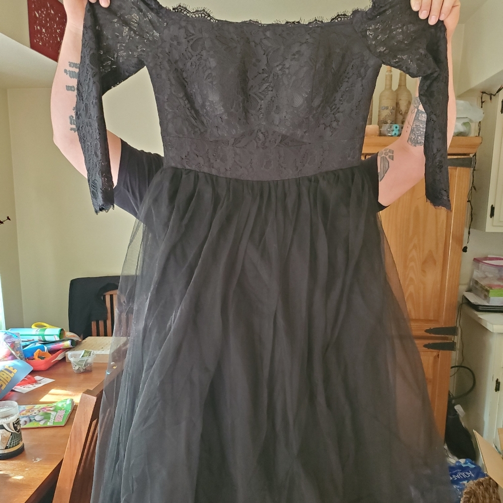 Lace and tulle black dress